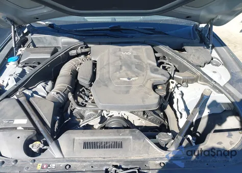 2017 Genesis G80 3.8 из США, поврежденный, VIN KMHGN4JEXHU191914